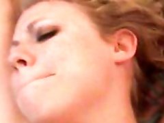 Aroused non-professional teen babe does deep throat